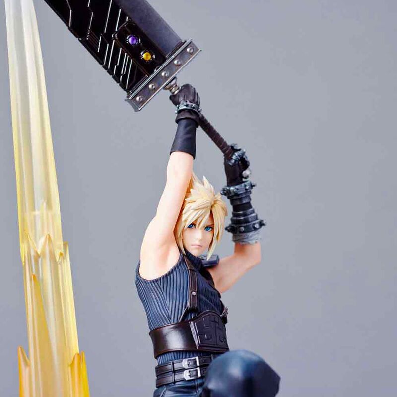 Figura Cloud Strife Final Fantasy VII Rebirth 30cm Square Enix
