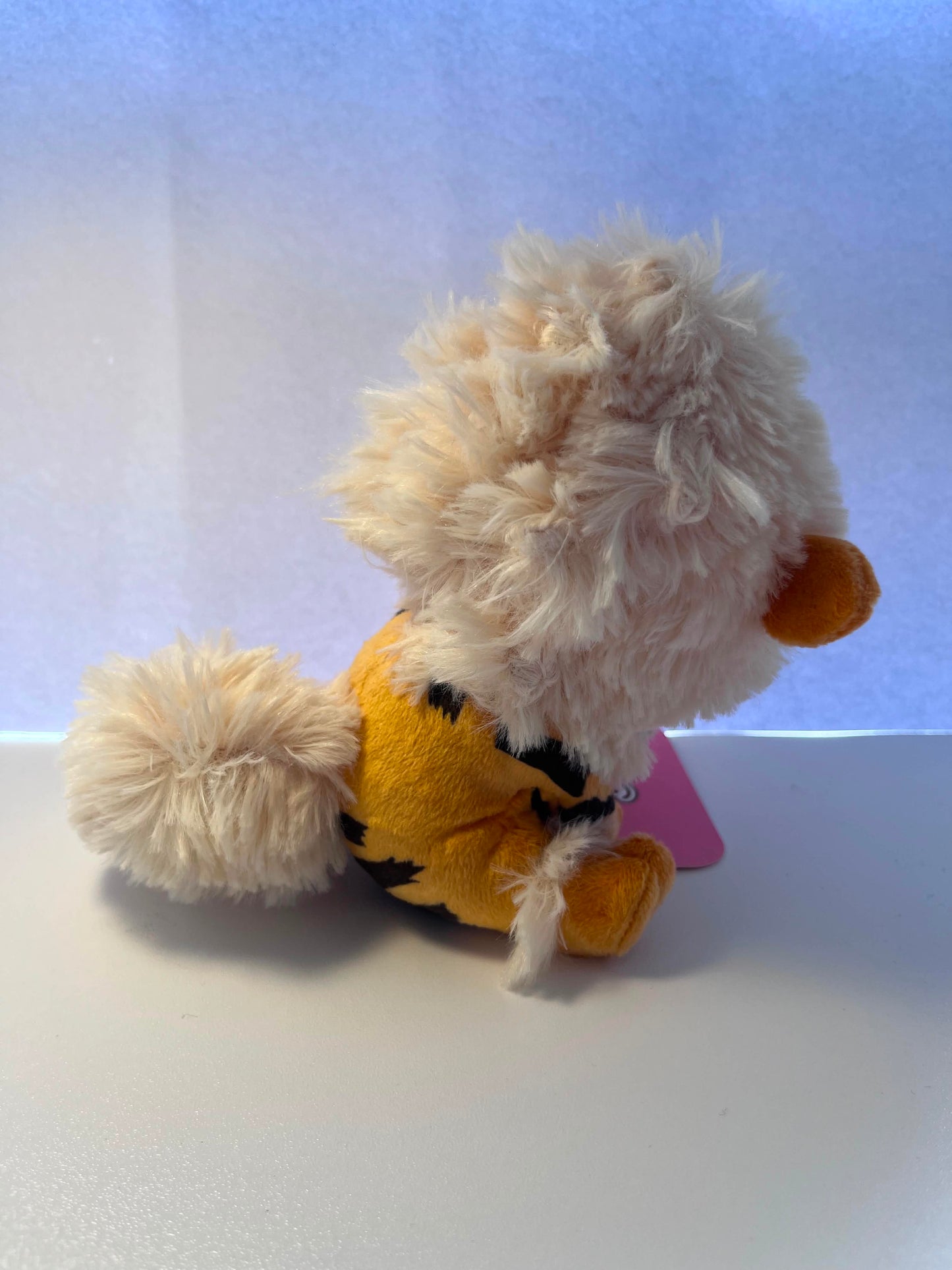 Peluche Arcanine Pokémon Center oficial 16cm
