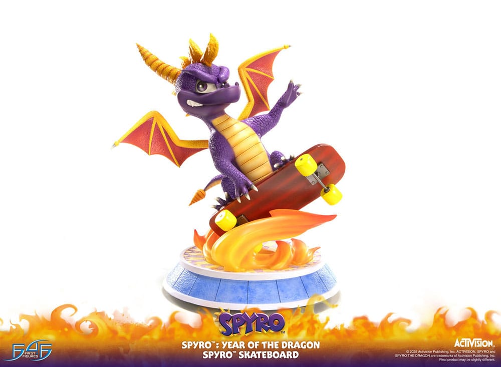 Figrua Spyro : Year of the Dragon Estatua PVC Spyro Skateboard 34 cm