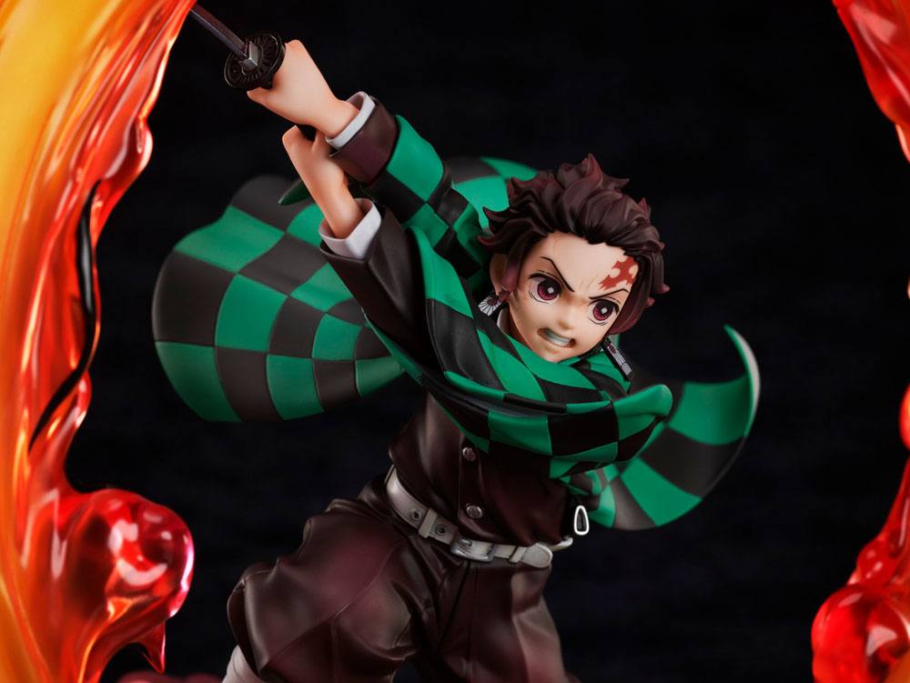 Figura de Kimetsu no Yaiba- Demon Slayer Estatua 1/8 Tanjiro Kamado 28 cm