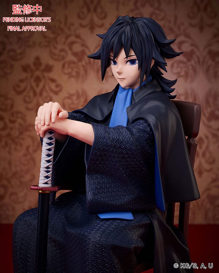 Demon Slayer: Kimetsu no Yaiba Estatua Giyu Tomioka 16 cm