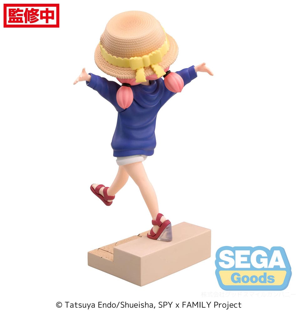 ANYA FORGER RESORT VER. FIG. 16 CM SPY X FAMILY LUMINASTA   SEGA