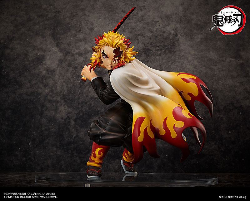 Demon Slayer: Kimetsu no Yaiba Estatua 1/4 Kyojuro Rengoku 42 cm   FREEING