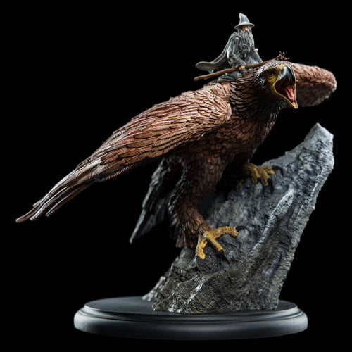 El Señor de los Anillos Estatua Gandalf on Gwaihir 15 cm   Weta Workshop