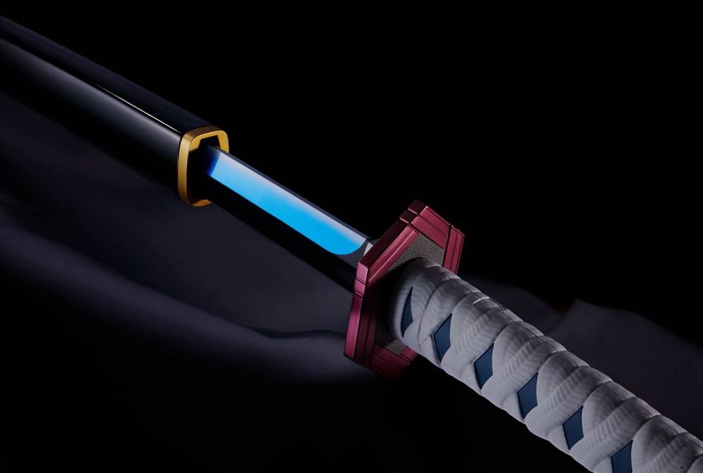 Espada de Giyu Tomioka Kimetsu no Yaiba Réplica Proplica 95 cm   TAMASHII NATIONS