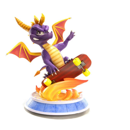 Figrua Spyro : Year of the Dragon Estatua PVC Spyro Skateboard 34 cm   First 4 Figures