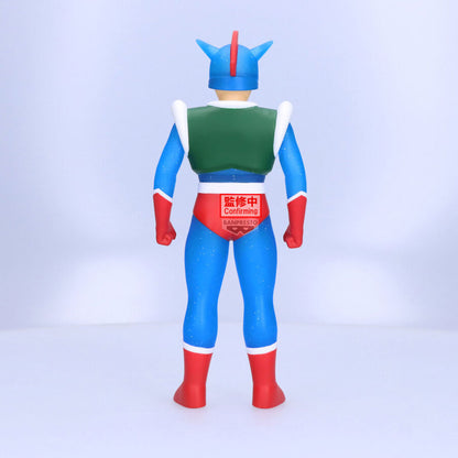 Figura Action Kamen Crayon Shinchan 22cm   BANPRESTO