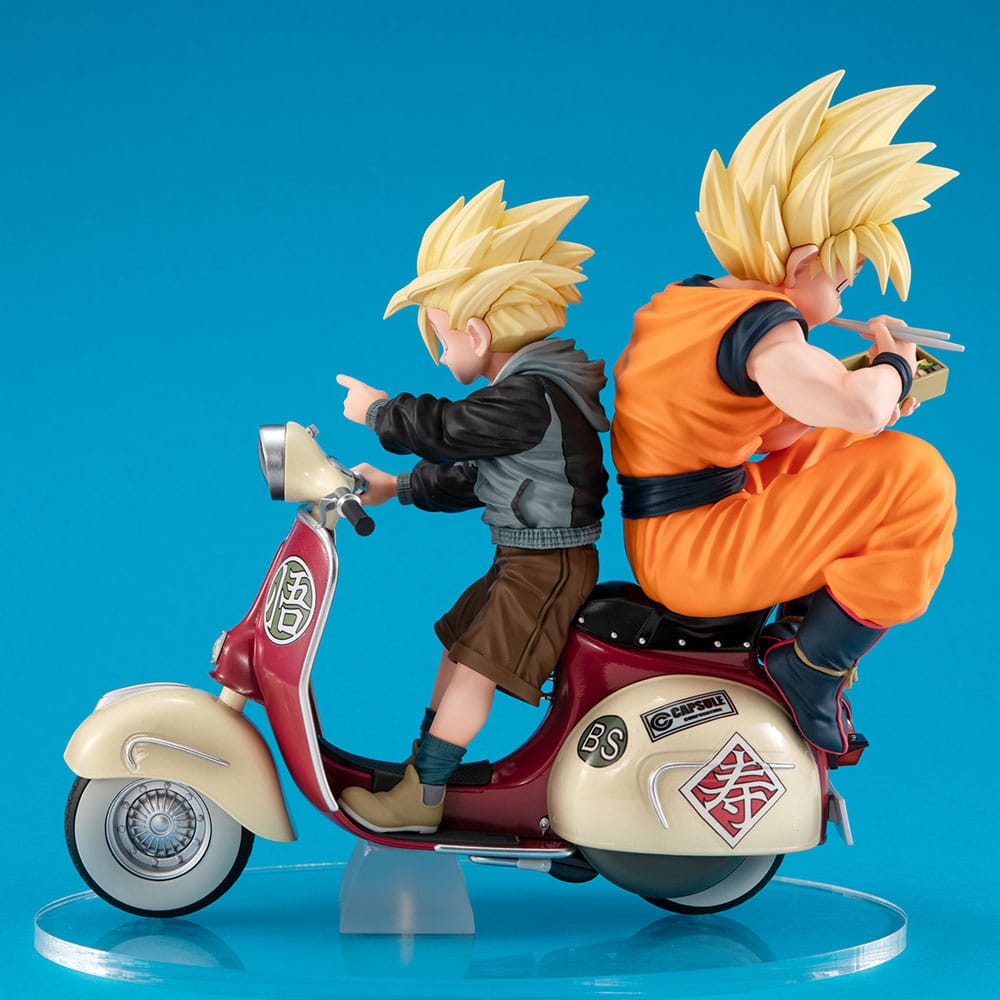 Figura Dragon Ball Super Saiyan Goku & Super Saiyan Gohan & Motorbike   Megahouse