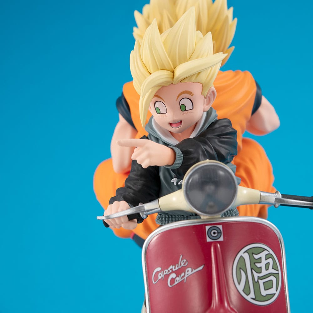 Figura Dragon Ball Super Saiyan Goku & Super Saiyan Gohan & Motorbike   Megahouse