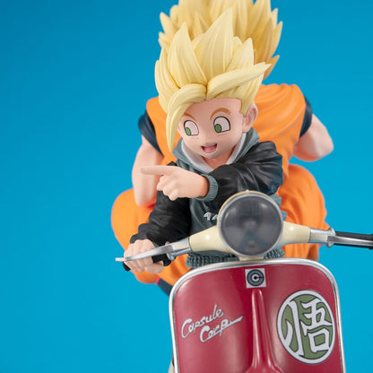 Figura Dragon Ball Super Saiyan Goku & Super Saiyan Gohan & Motorbike  
