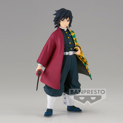 Figura Giyu Tomioka Demon Slayer Kimetsu no Yaiba 17cm   BANPRESTO