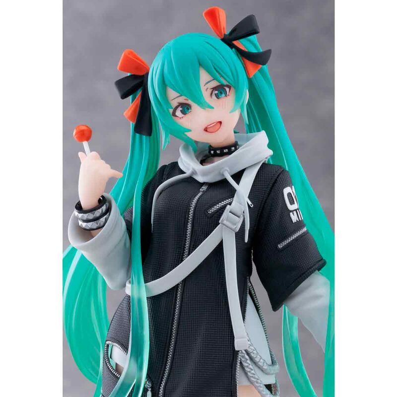 Figura Hatsune Miku Fashion Punk Version. Hatsune Miku 18cm  