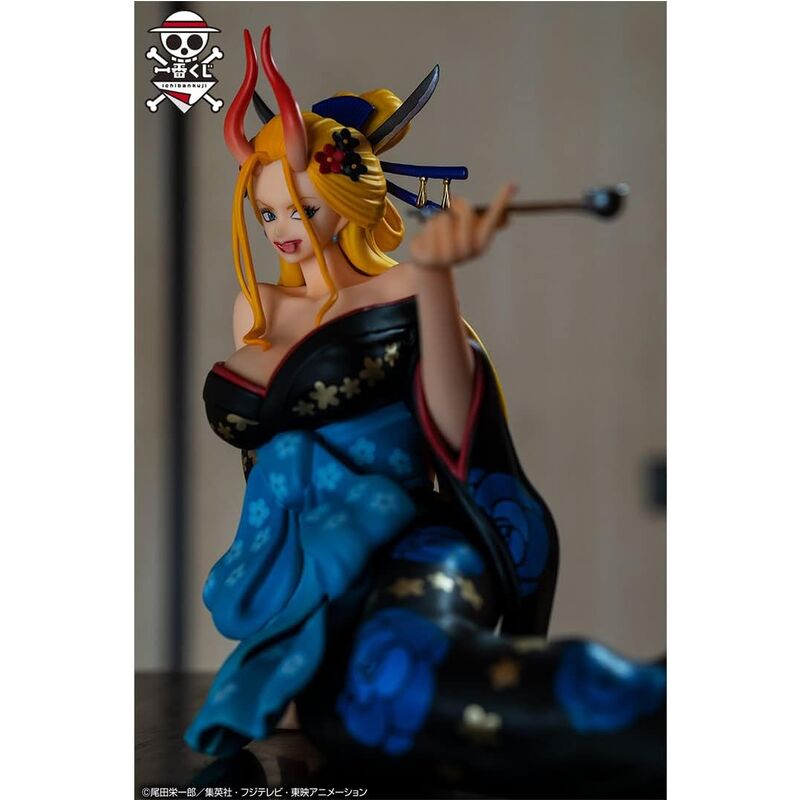 Figura Ichibansho Black Maria Glitter One Piece 15cm  