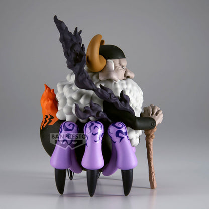 Figura St. Jaygarcia Saturn Mega World Collectable One Piece 13cm   BANPRESTO