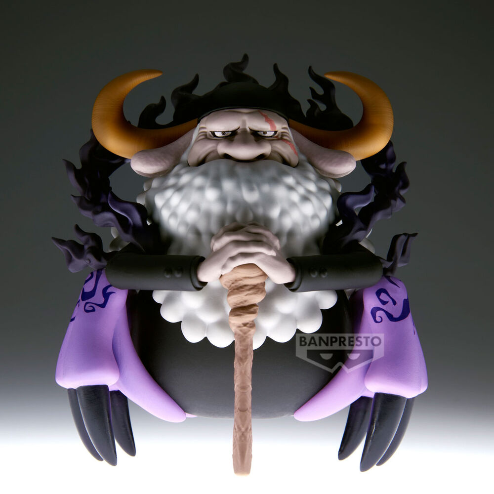 Figura St. Jaygarcia Saturn Mega World Collectable One Piece 13cm   BANPRESTO