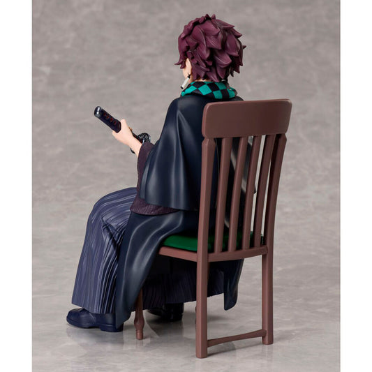 Figura Tanjiro Kamado Demon Slayer Kimetsu no Yaiba 15Cm