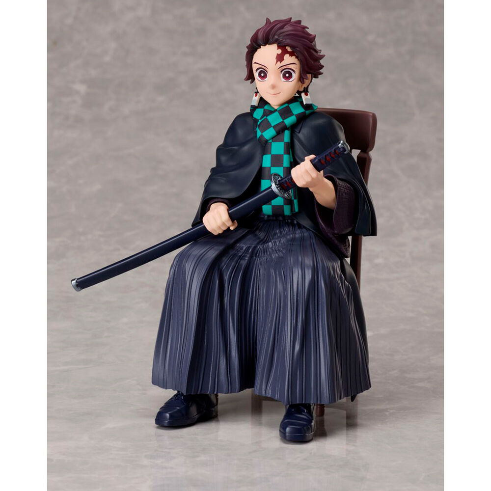 Figura Tanjiro Kamado Demon Slayer Kimetsu no Yaiba 15Cm