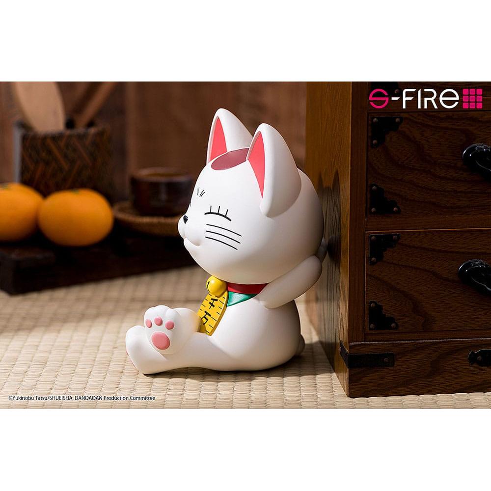Figura Turbo Granny Beckoning Cat Hucha 17cm Dandadan S Fire   SEGA