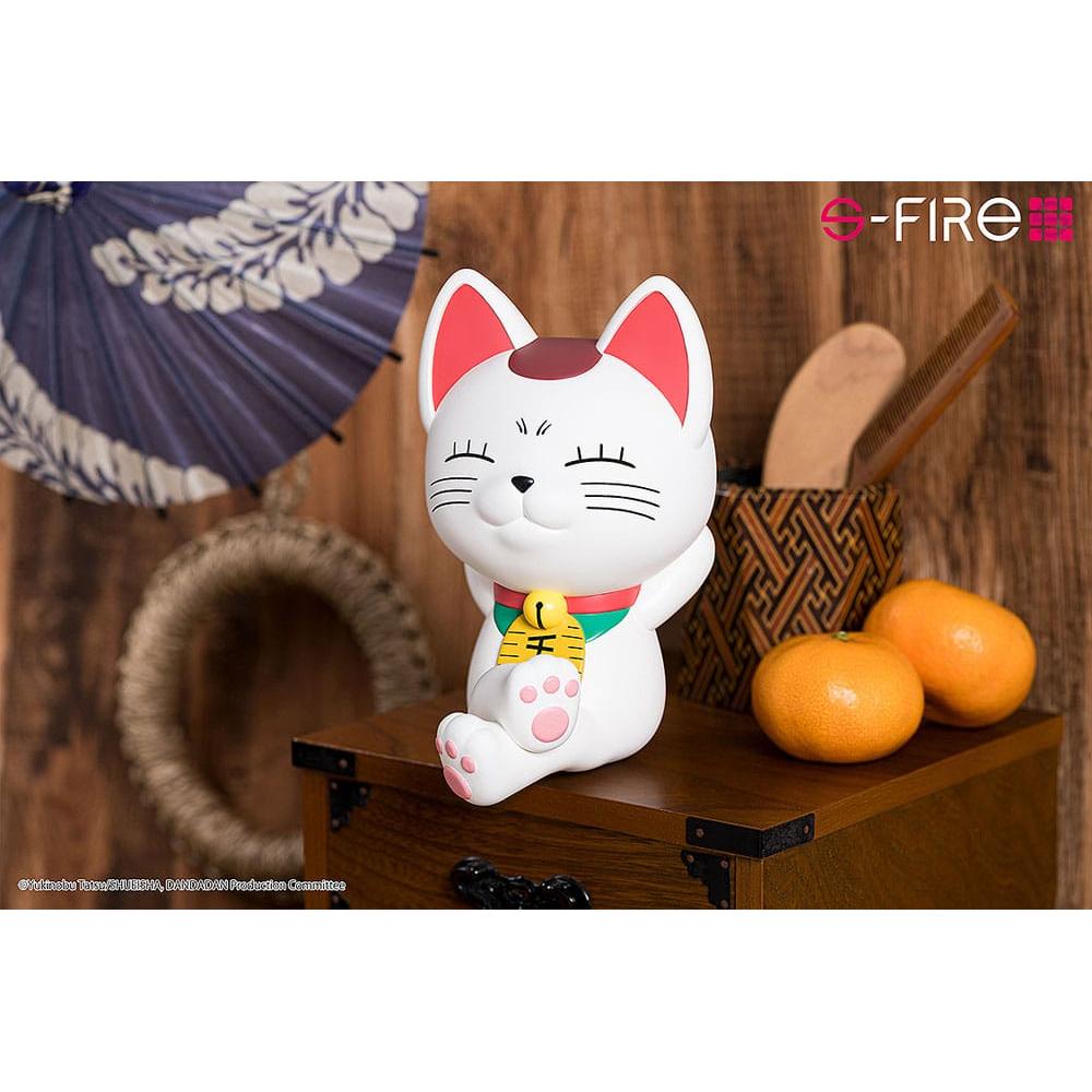 Figura Turbo Granny Beckoning Cat Hucha 17cm Dandadan S Fire   SEGA