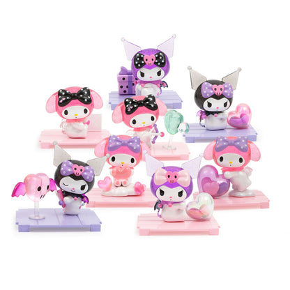 Figura sorpresa Kuromi & My Melody Love Story Hello Kitty surtido  