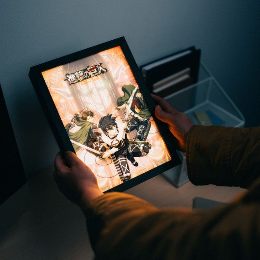 LAMINA LED ENMARCADA ATTACK ON TITAN   GRUPO ERIK
