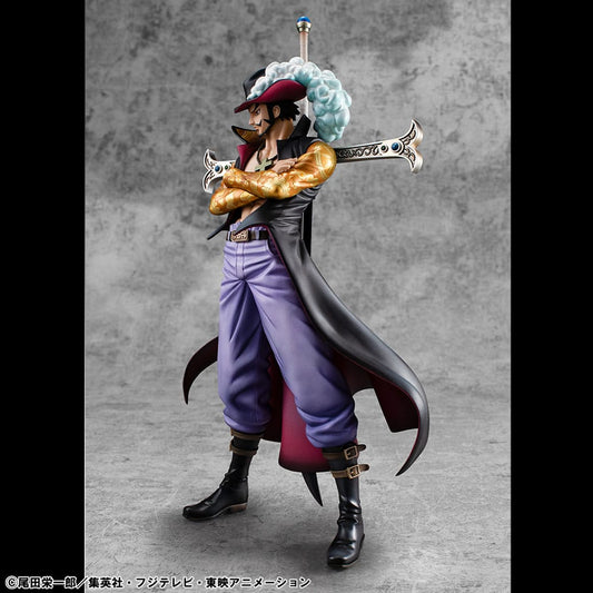 One Piece Estatua PVC P.O.P. SA-MAXIMUM Hawk Eye Dracule Mihawk Ver. R 29 cm   Megahouse