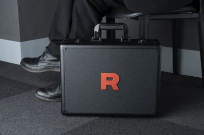 Pokémon X Team Rocket | Maletín “Glory of the Rocket Team” – Pokémon TCG (Edición Limitada)   Pokémon TCG