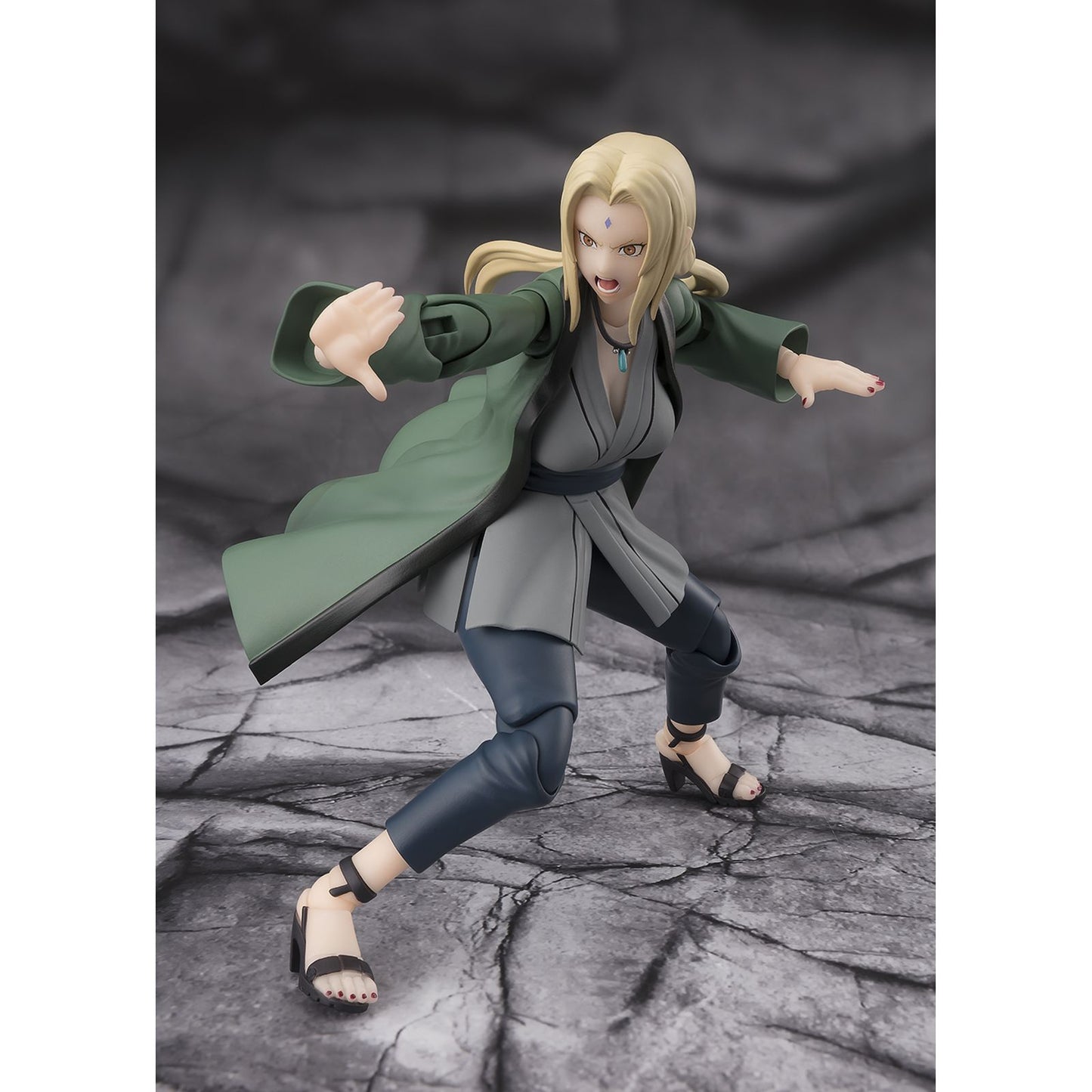 SH Figuarts Tsunade Naruto Shippuden The Legendary Medical Ninja   TAMASHII NATIONS