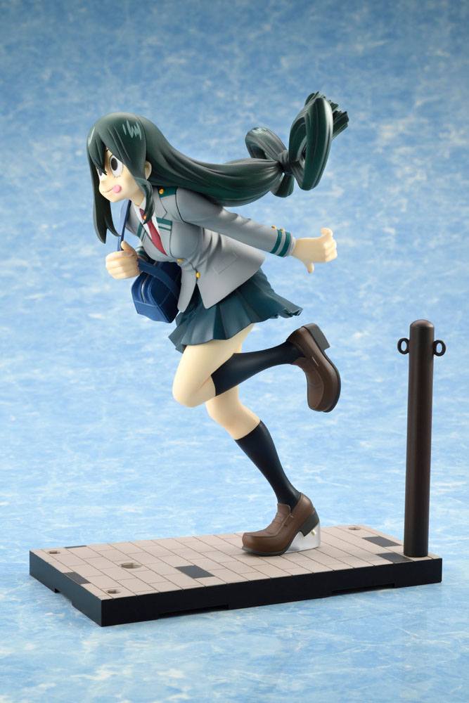 TSUYU ASUI UNIFORM VER. STATUE 18 CM MY HERO ACADEMIA KONENORE 1/8 SCALE (RE-RUN)   GOOD SMILE