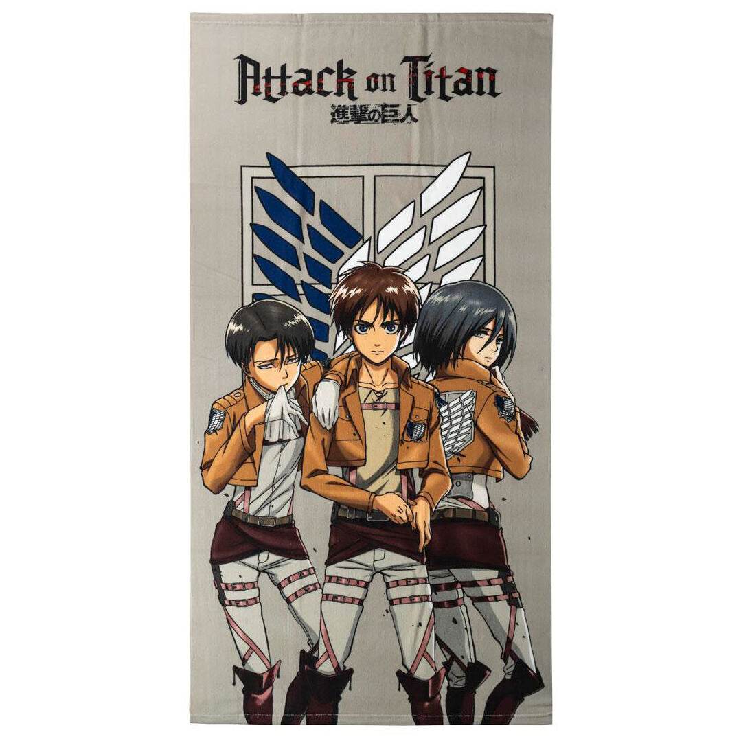 Toalla Attack on Titan microfibra   CERDÁ