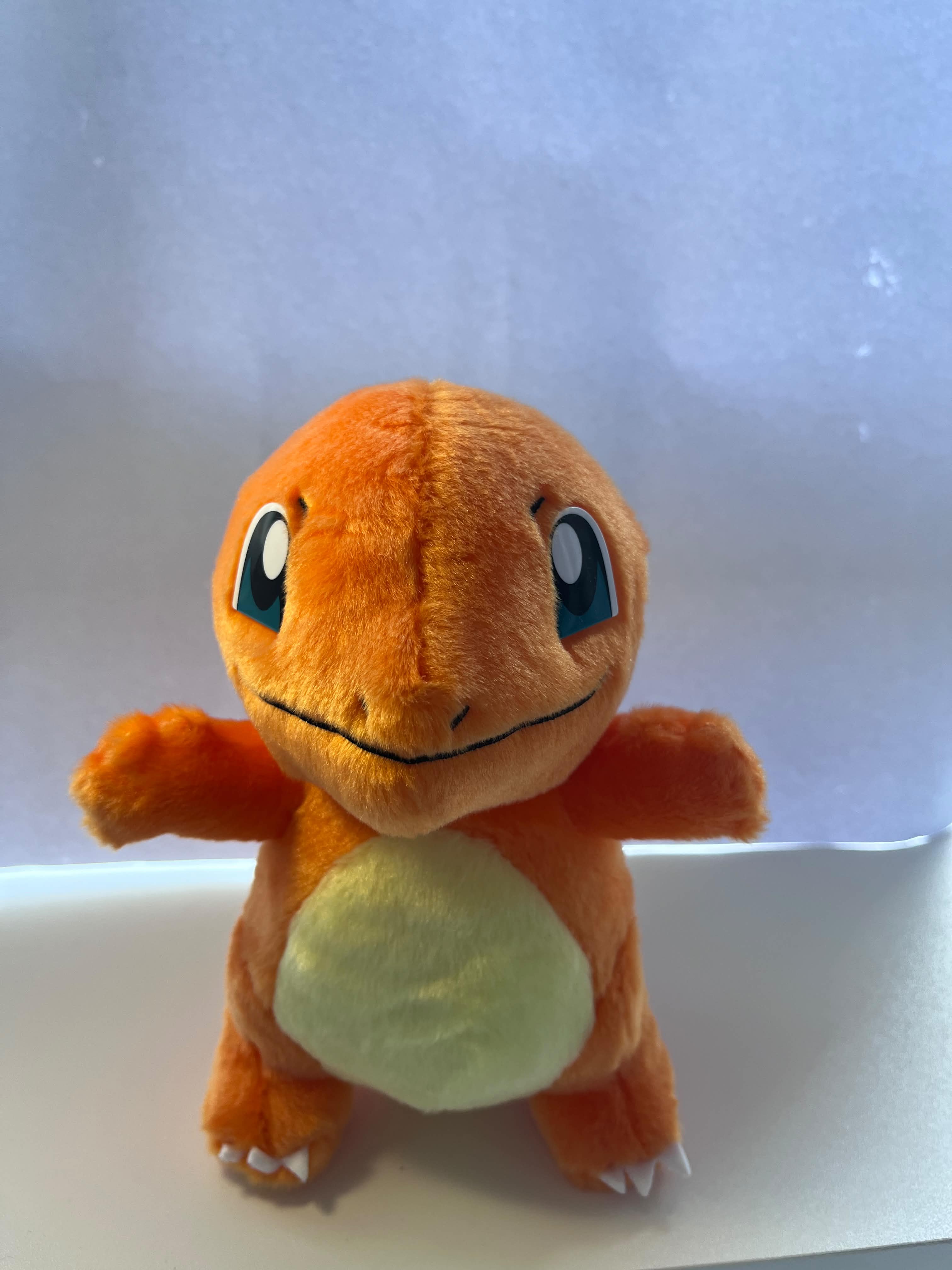 Peluche Charmander Pokémon Center oficial 21cm
