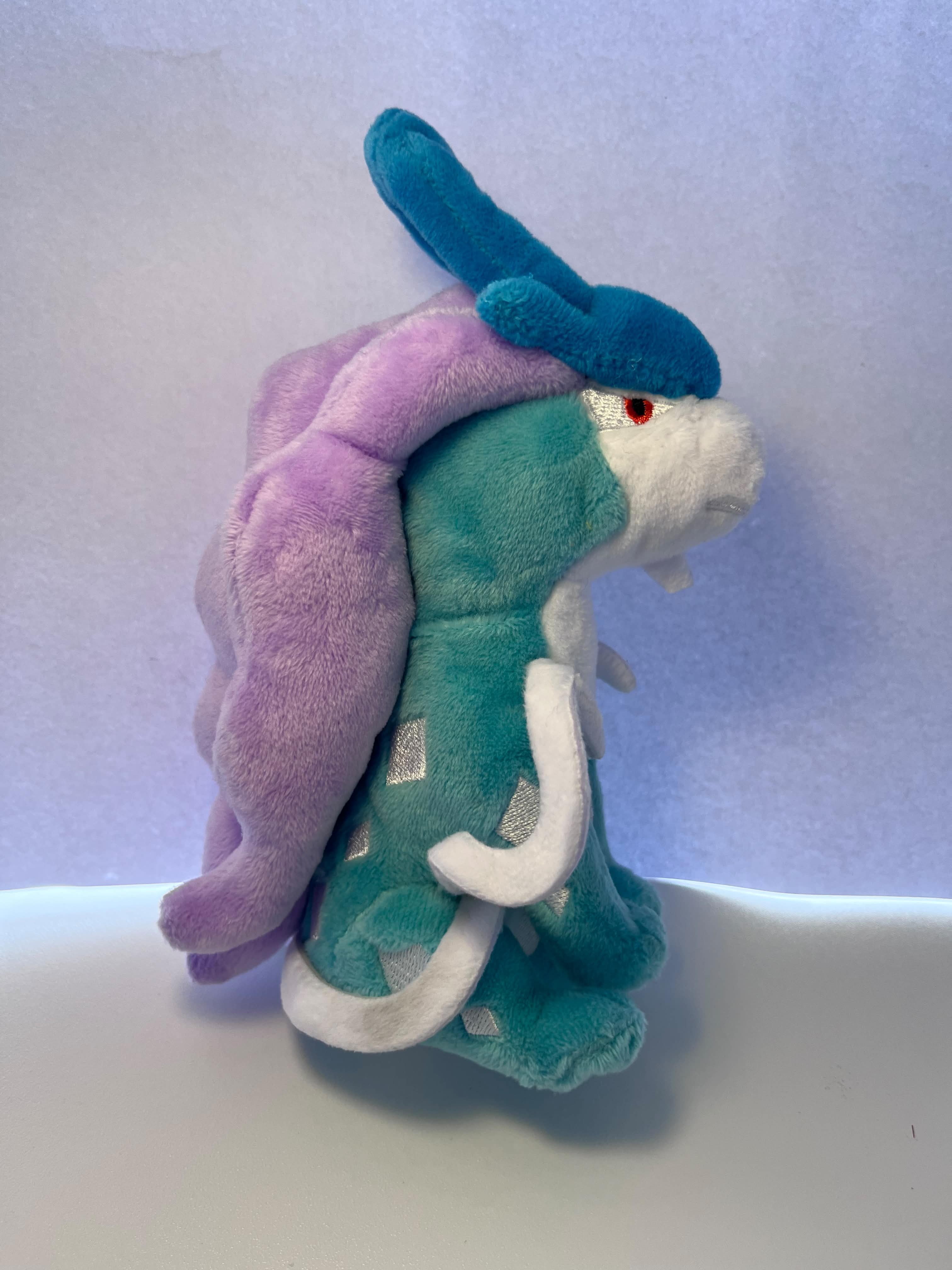Peluche Suicune Pokémon Center oficial 16cm