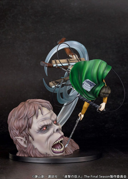 Attack on Titan Estatua PVC 1/7 Levi vs Beast Titan Ver. 28 cm