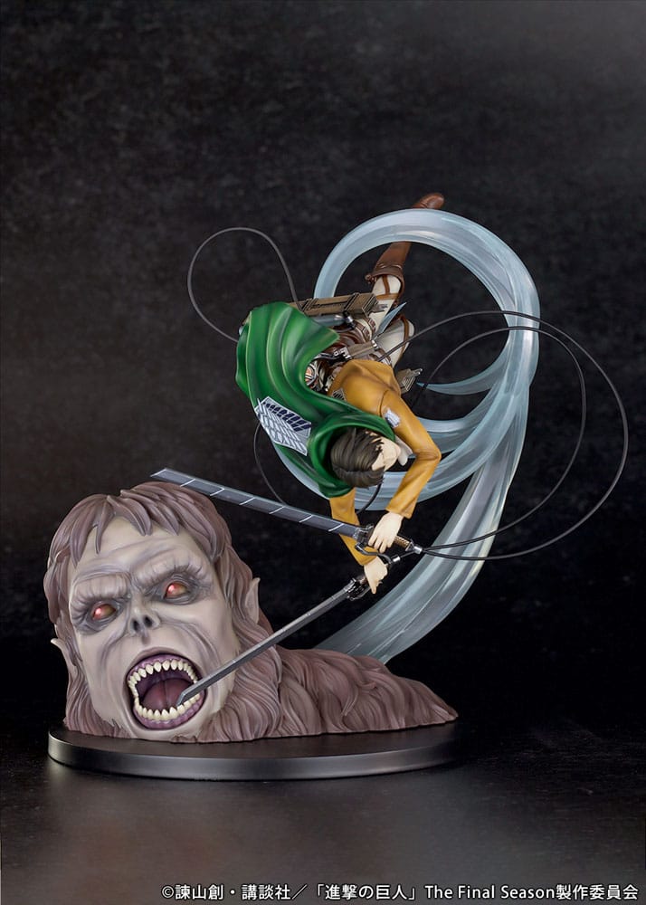 Attack on Titan Estatua PVC 1/7 Levi vs Beast Titan Ver. 28 cm