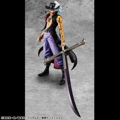 One Piece Estatua PVC P.O.P. SA-MAXIMUM Hawk Eye Dracule Mihawk Ver. R 29 cm   Megahouse