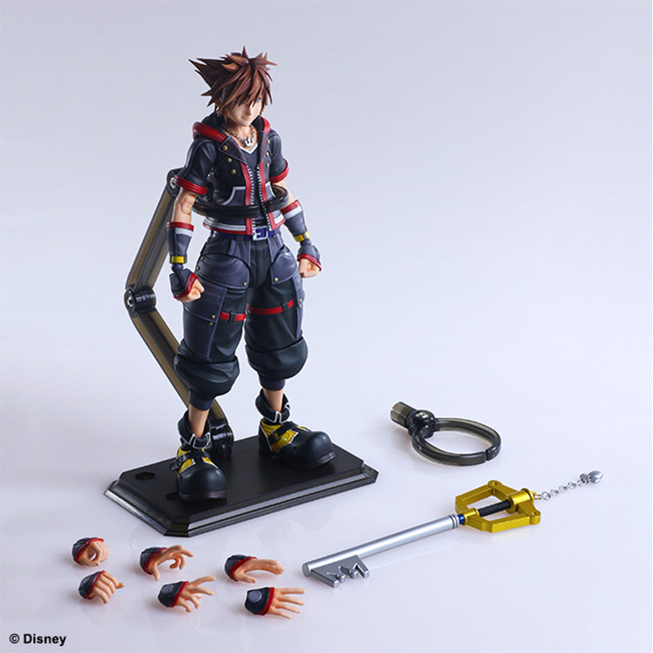 FIGURA SORA VERSION 2 DELUXE KINGDOM HEARTS III PLAY ARTS KAI ACTION  