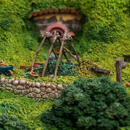El Señor de los Anillos Estatua Bag End on the Hill Edición Limitada 58 cm  