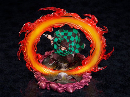 Figura de Kimetsu no Yaiba- Demon Slayer Estatua 1/8 Tanjiro Kamado 28 cm  