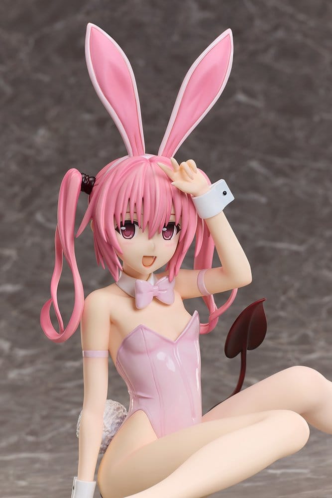 To Love-Ru Darkness Figura PVC 1/4 Nana Astar Deviluke Bare Leg Bunny Ver. 26 cm