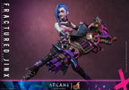 Arcane Figura 1/6 Fractured Jinx 28 cm   Hot Toys