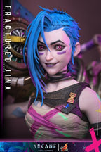 Arcane Figura 1/6 Fractured Jinx 28 cm   Hot Toys