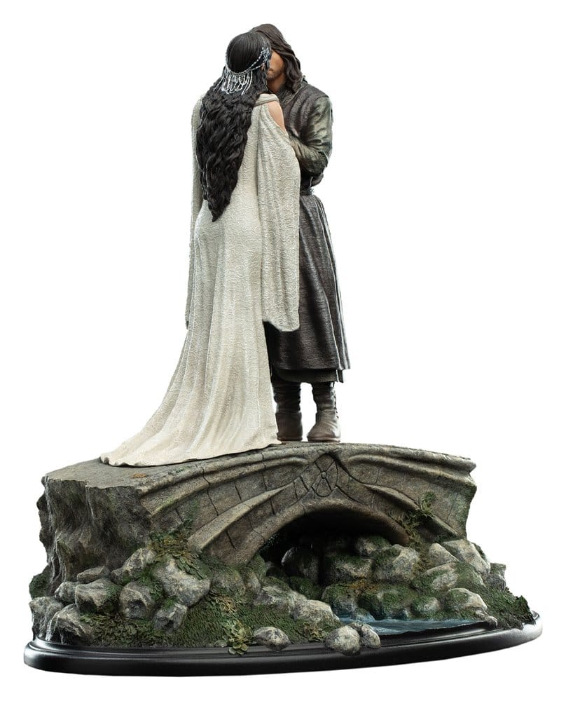 El Señor de los Anillos Estatua Aragorn & Arwen 24 cm